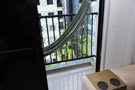 Varanda da Sala de apartamento para alugar com 3 quartos, 70m² em Cabula, Salvador