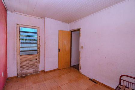 Quarto 2 de casa à venda com 3 quartos, 160m² em Costa E Silva, Porto Alegre