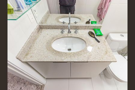 Apartamento à venda com 92m², 2 quartos e 2 vagasBanheiro