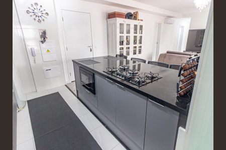 Apartamento à venda com 92m², 2 quartos e 2 vagasCozinha