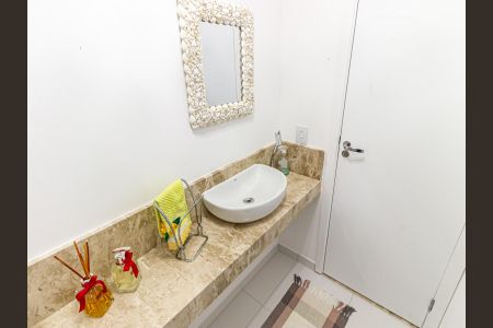 Apartamento à venda com 92m², 2 quartos e 2 vagasLavabo