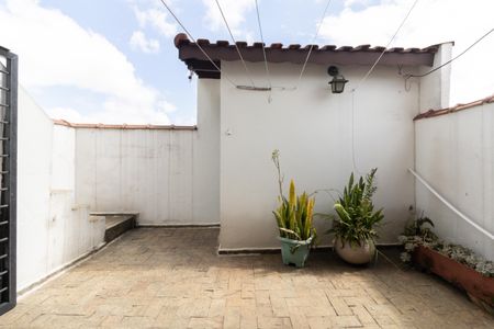 Casa à venda com 190m², 4 quartos e 6 vagasQuintal