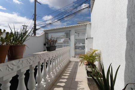 Casa à venda com 190m², 4 quartos e 6 vagasEntrada 