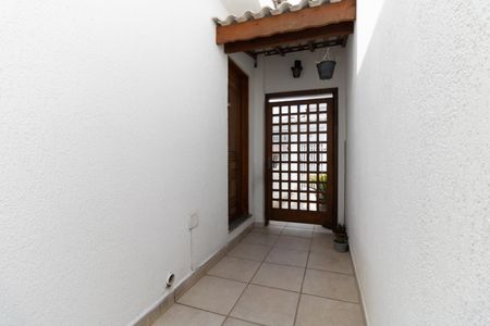 Casa à venda com 190m², 4 quartos e 6 vagasEntrada 