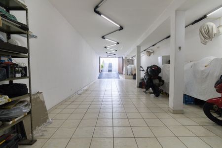 Casa à venda com 190m², 4 quartos e 6 vagasGaragem