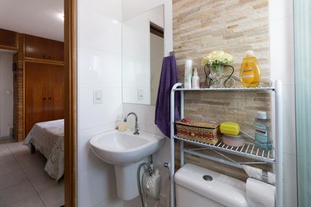 Casa à venda com 190m², 4 quartos e 6 vagasBanheiro da Suíte 