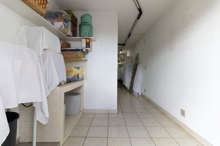 Casa à venda com 190m², 4 quartos e 6 vagasGaragem 