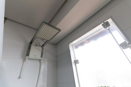 Casa à venda com 190m², 4 quartos e 6 vagasBanheiro da Suíte 