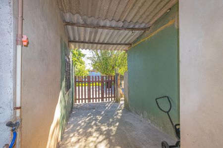 Casa à venda com 335m², 2 quartos e 1 vagaGaragem