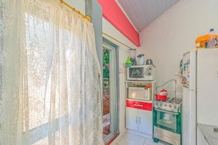 Casa à venda com 335m², 2 quartos e 1 vagaCozinha e Área de Serviço