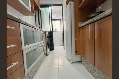 Apartamento à venda com 64m², 2 quartos e 1 vagaCozinha