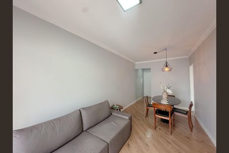 Apartamento à venda com 64m², 2 quartos e 1 vagaSala