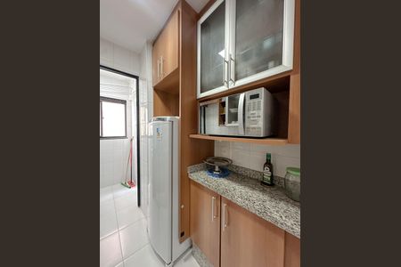 Apartamento à venda com 64m², 2 quartos e 1 vagaCozinha
