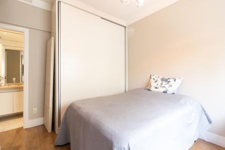 Apartamento à venda com 67m², 2 quartos e 2 vagas Apartamento à venda com 67m², 2 quartos e 2 vagasSuíte