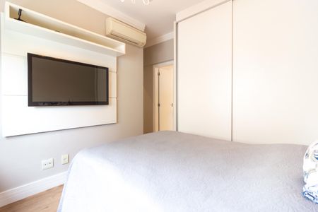 Apartamento à venda com 67m², 2 quartos e 2 vagas Apartamento à venda com 67m², 2 quartos e 2 vagasSuíte