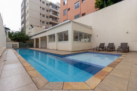 Apartamento à venda com 67m², 2 quartos e 2 vagas Apartamento à venda com 67m², 2 quartos e 2 vagasÁrea comum - Piscina