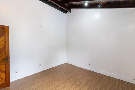 Casa à venda com 200m², 4 quartos e 3 vagasQuarto 3