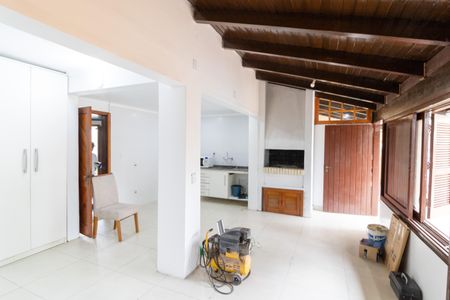 Casa à venda com 200m², 4 quartos e 3 vagasCozinha e Área de Serviço