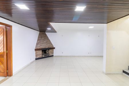 Sala de casa à venda com 4 quartos, 200m² em Parque Urbano, Porto Alegre