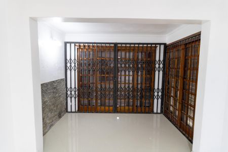 Sala de casa à venda com 4 quartos, 200m² em Parque Urbano, Porto Alegre