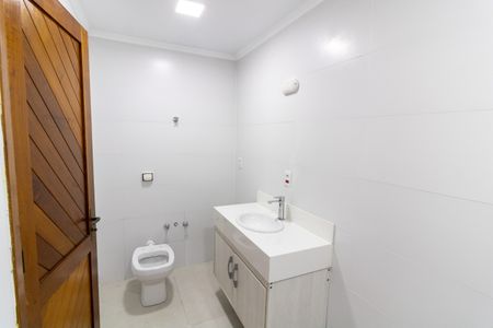 Casa à venda com 200m², 4 quartos e 3 vagasBanheiro da Suíte
