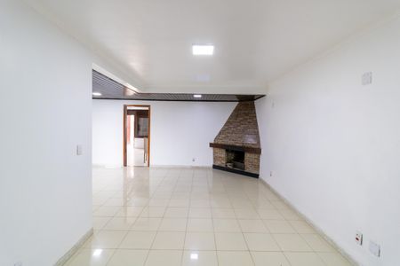 Casa à venda com 200m², 4 quartos e 3 vagasSala