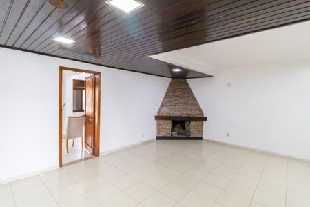 Casa à venda com 200m², 4 quartos e 3 vagasSala