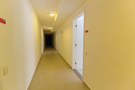 Apartamento para alugar com 36m², 2 quartos e sem vaga Apartamento para alugar com 36m², 2 quartos e sem vagaHall