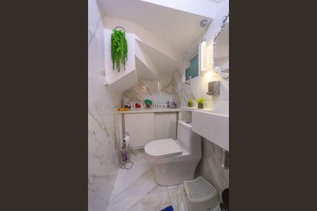 Casa de condomínio à venda com 122m², 2 quartos e 2 vagas Casa de condomínio à venda com 122m², 2 quartos e 2 vagasLavabo