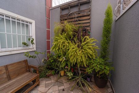 Casa de condomínio à venda com 122m², 2 quartos e 2 vagas Casa de condomínio à venda com 122m², 2 quartos e 2 vagasEntrada