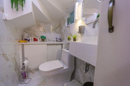 Casa de condomínio à venda com 122m², 2 quartos e 2 vagas Casa de condomínio à venda com 122m², 2 quartos e 2 vagasLavabo