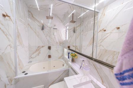 Casa de condomínio à venda com 122m², 2 quartos e 2 vagas Casa de condomínio à venda com 122m², 2 quartos e 2 vagasBanheiro do Quarto 1