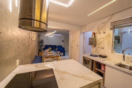 Casa de condomínio à venda com 122m², 2 quartos e 2 vagas Casa de condomínio à venda com 122m², 2 quartos e 2 vagasCozinha