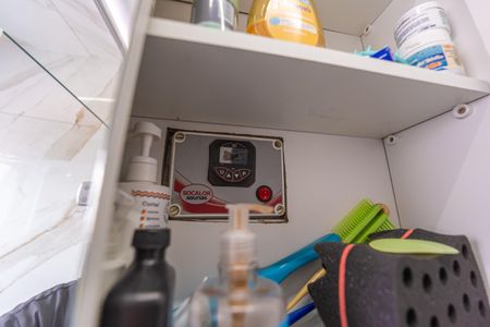 Casa de condomínio à venda com 122m², 2 quartos e 2 vagas Casa de condomínio à venda com 122m², 2 quartos e 2 vagasBanheiro do Quarto 2