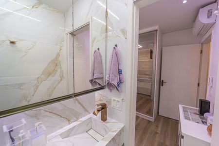 Casa de condomínio à venda com 122m², 2 quartos e 2 vagas Casa de condomínio à venda com 122m², 2 quartos e 2 vagasBanheiro do Quarto 1