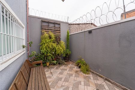 Casa de condomínio à venda com 122m², 2 quartos e 2 vagas Casa de condomínio à venda com 122m², 2 quartos e 2 vagasEntrada