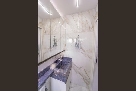 Casa de condomínio à venda com 122m², 2 quartos e 2 vagas Casa de condomínio à venda com 122m², 2 quartos e 2 vagasBanheiro do Quarto 2