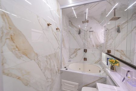 Casa de condomínio à venda com 122m², 2 quartos e 2 vagas Casa de condomínio à venda com 122m², 2 quartos e 2 vagasBanheiro do Quarto 1