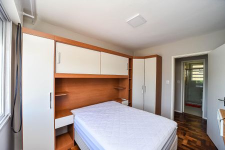 Quarto de apartamento para alugar com 1 quarto, 40m² em Vila Ipiranga, Porto Alegre