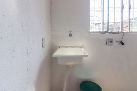 Casa para alugar com 60m², 1 quarto e sem vaga Casa para alugar com 60m², 1 quarto e sem vagaLavanderia