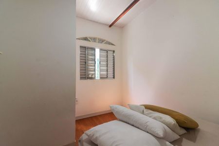 Quarto 1 de casa para alugar com 1 quarto, 60m² em Jardim das Esmeraldas, São Paulo