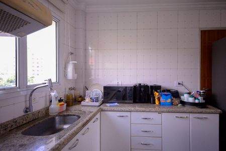 Apartamento à venda com 65m², 2 quartos e 2 vagas Apartamento à venda com 65m², 2 quartos e 2 vagasCozinha