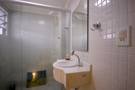 Apartamento à venda com 65m², 2 quartos e 2 vagas Apartamento à venda com 65m², 2 quartos e 2 vagasBanheiro Quarto 1