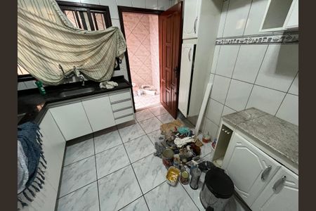 Cozinha  de casa para alugar com 2 quartos, 90m² em Jardim Brasilia, São Paulo