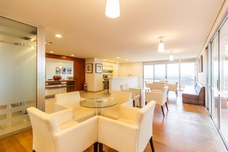 Apartamento para alugar com 63m², 2 quartos e 1 vaga Apartamento para alugar com 63m², 2 quartos e 1 vagaÁrea comum - Salão de festas