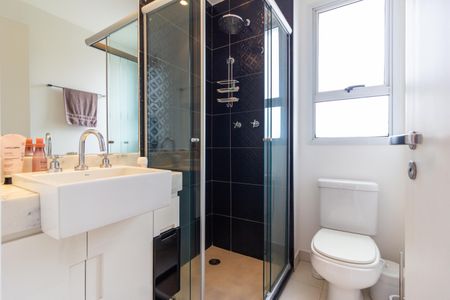 Apartamento para alugar com 63m², 2 quartos e 1 vaga Apartamento para alugar com 63m², 2 quartos e 1 vagaBanheiro da Suíte 2