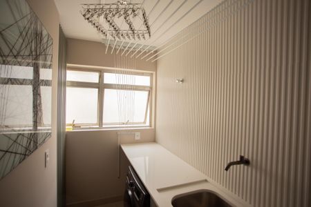 Apartamento à venda com 107m², 2 quartos e 2 vagasÁREA DE SERVIÇO