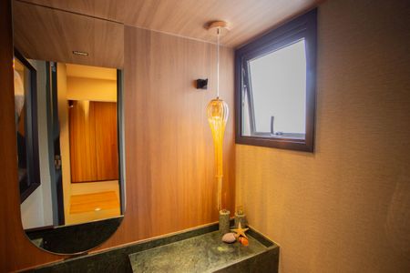 Apartamento à venda com 107m², 2 quartos e 2 vagasLAVABO