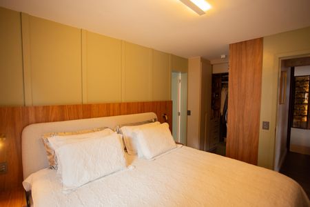 Apartamento à venda com 107m², 2 quartos e 2 vagasSUÍTE 1