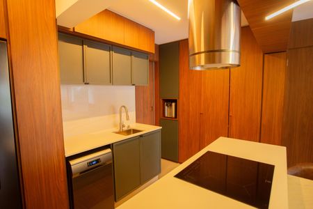 Apartamento à venda com 107m², 2 quartos e 2 vagasCOZINHA